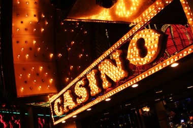 paktoto login platform interface showing football markets, live-dealer tables, and slot games