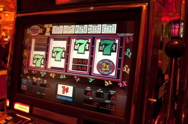 Hacksaw Gaming slot interface on paktoto login showing payout table and game controls